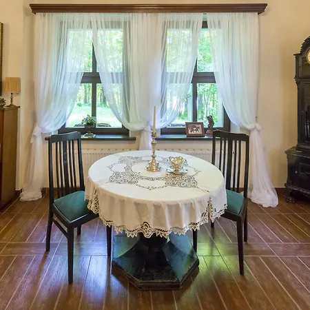 Alloggio per agriturismo Dwor Szwalk