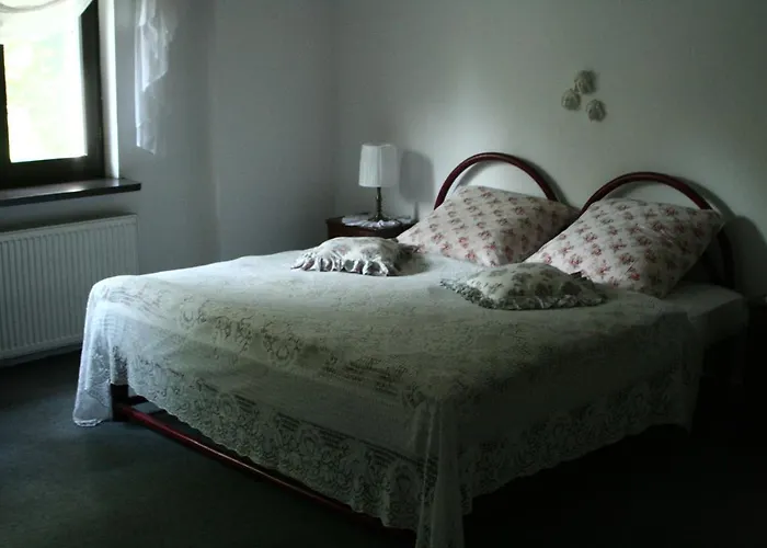 Dwor Farm stay Szwalk